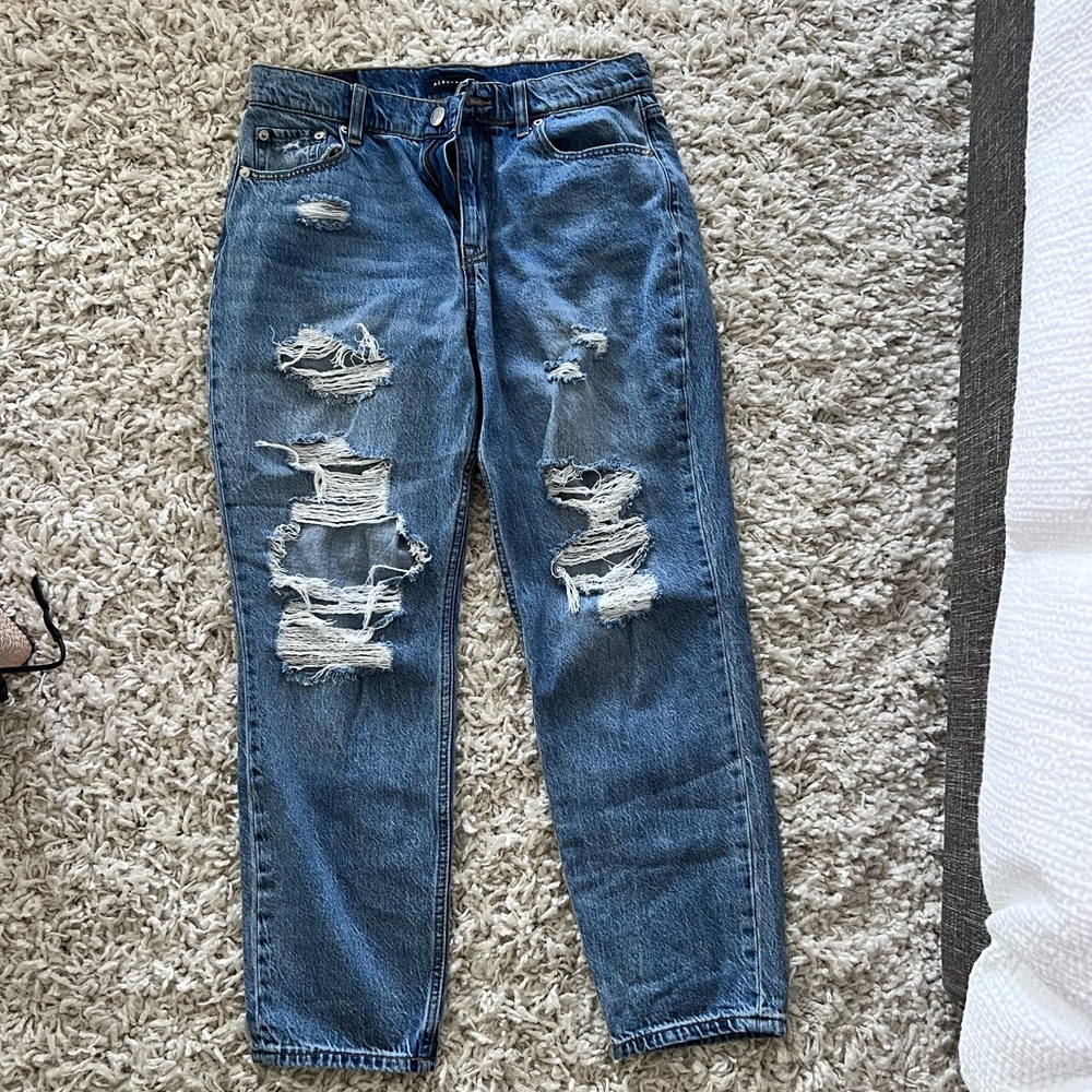 Aeropostale high-rise mom jean